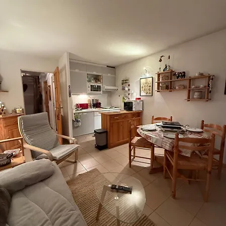 Le Chardon Bleu Apartment *
